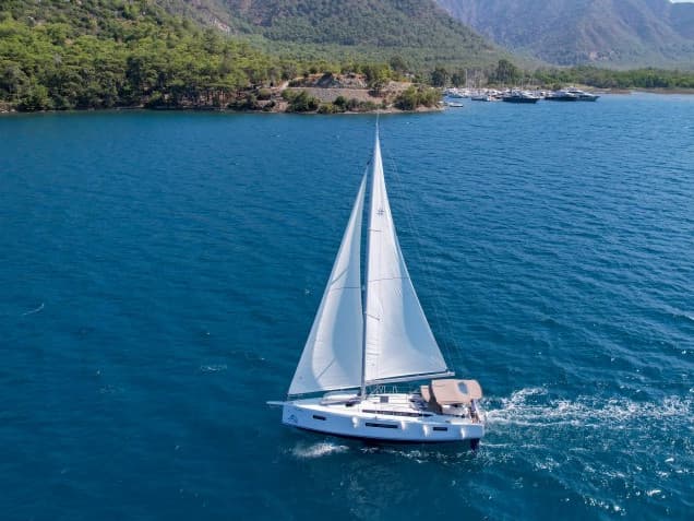Sun Odyssey 410 - photo