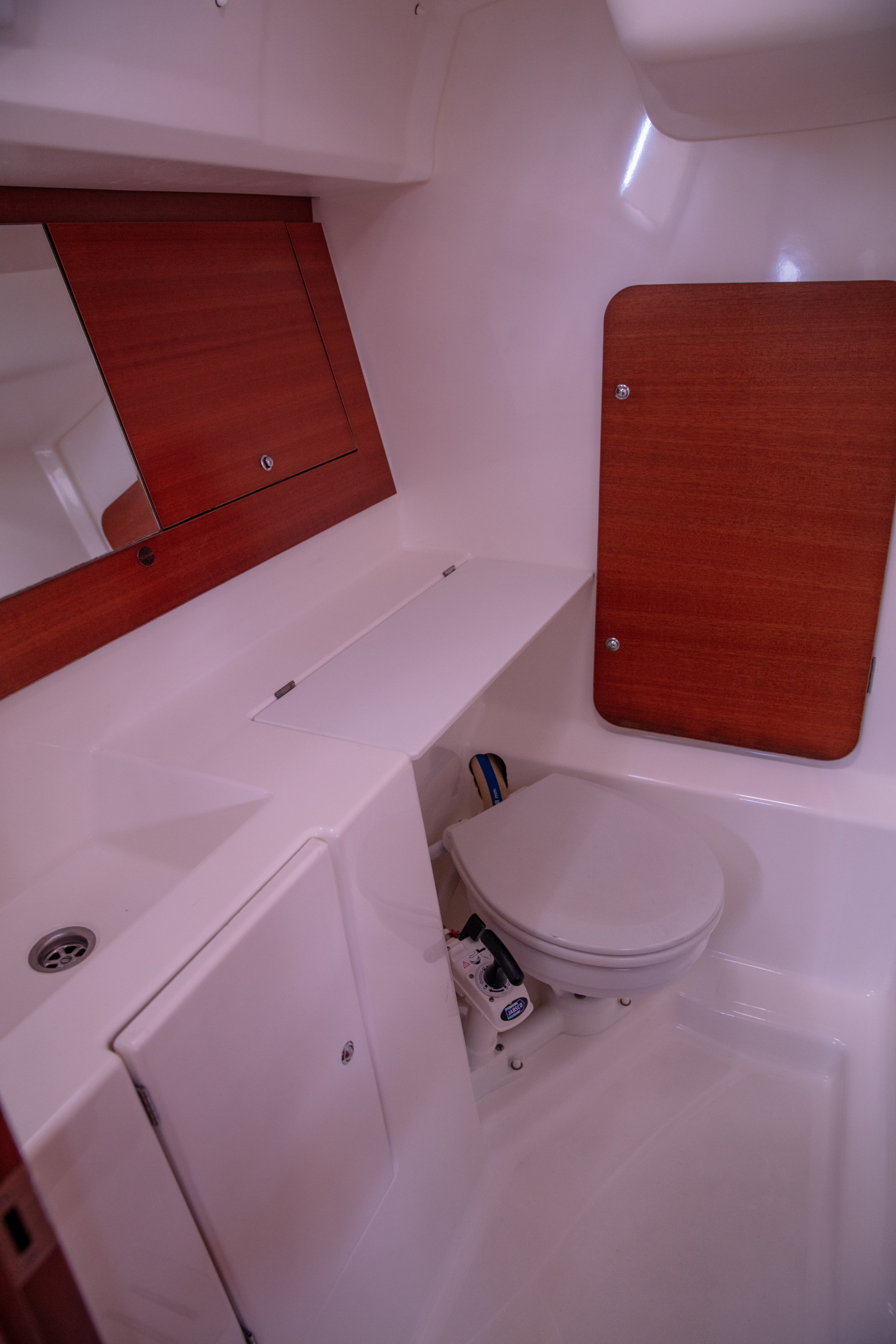 Dufour 335 Grand Large - photo 8