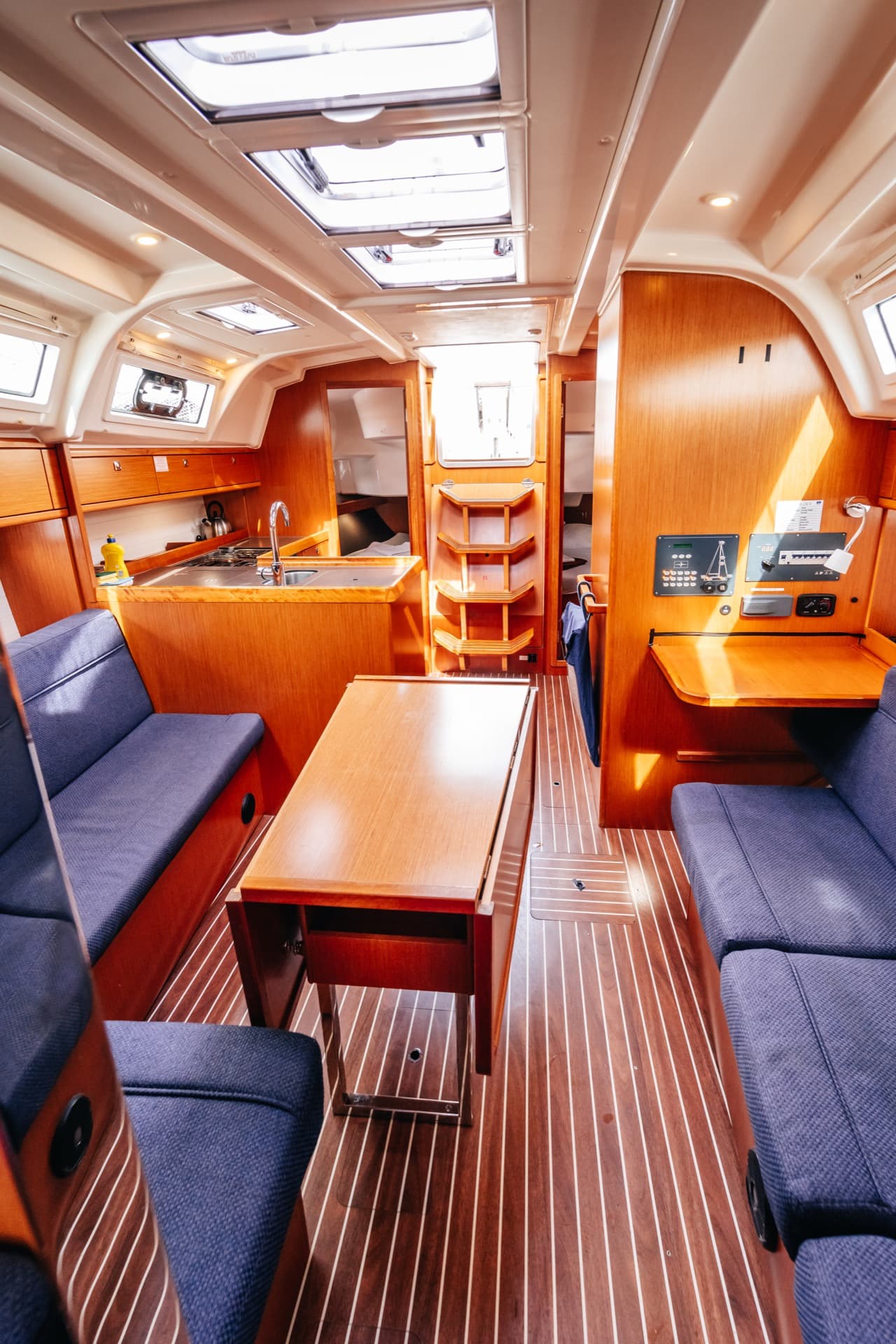 Bavaria Cruiser 37 - photo 7