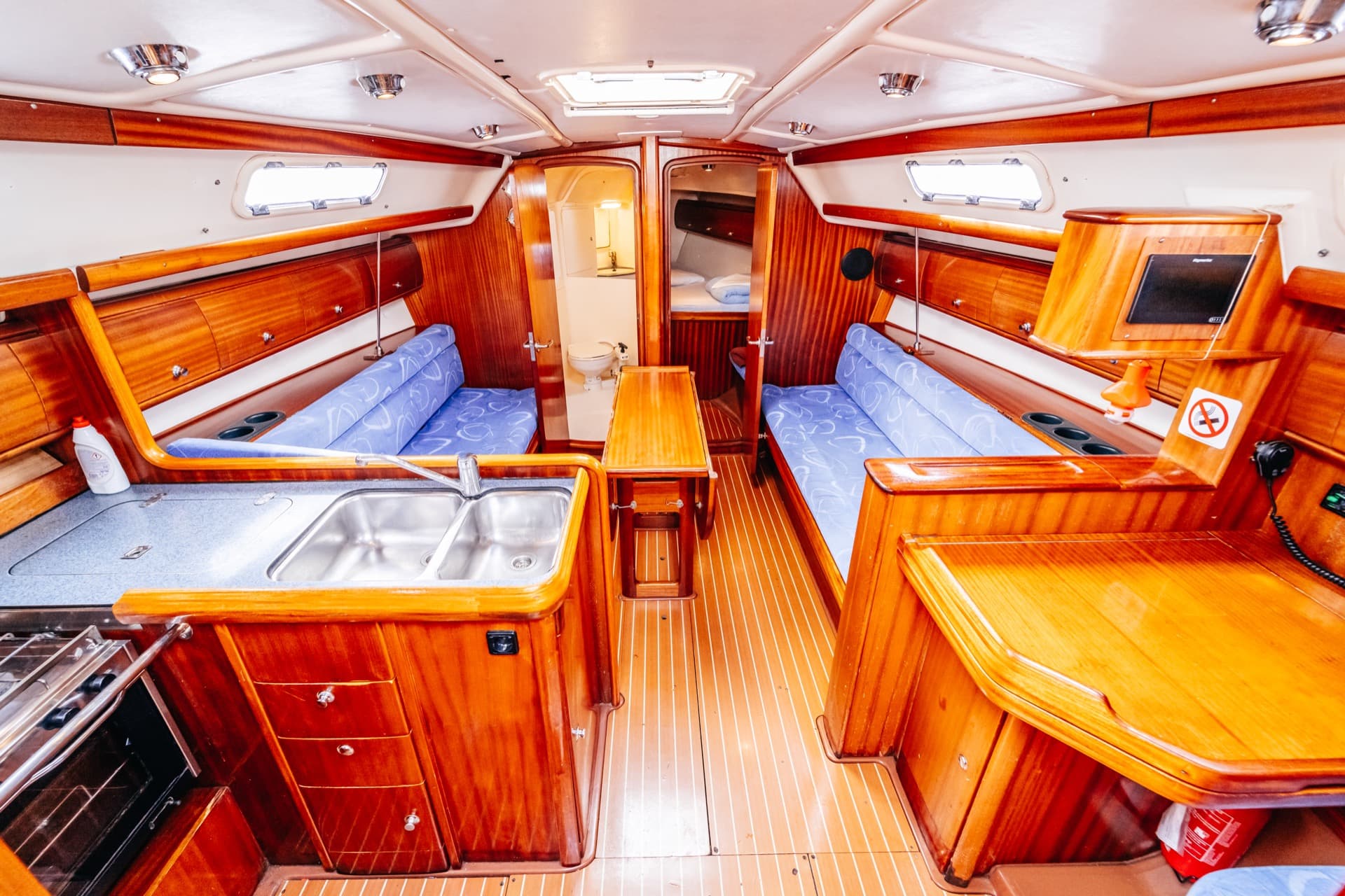 Bavaria 36 Cruiser - photo 7