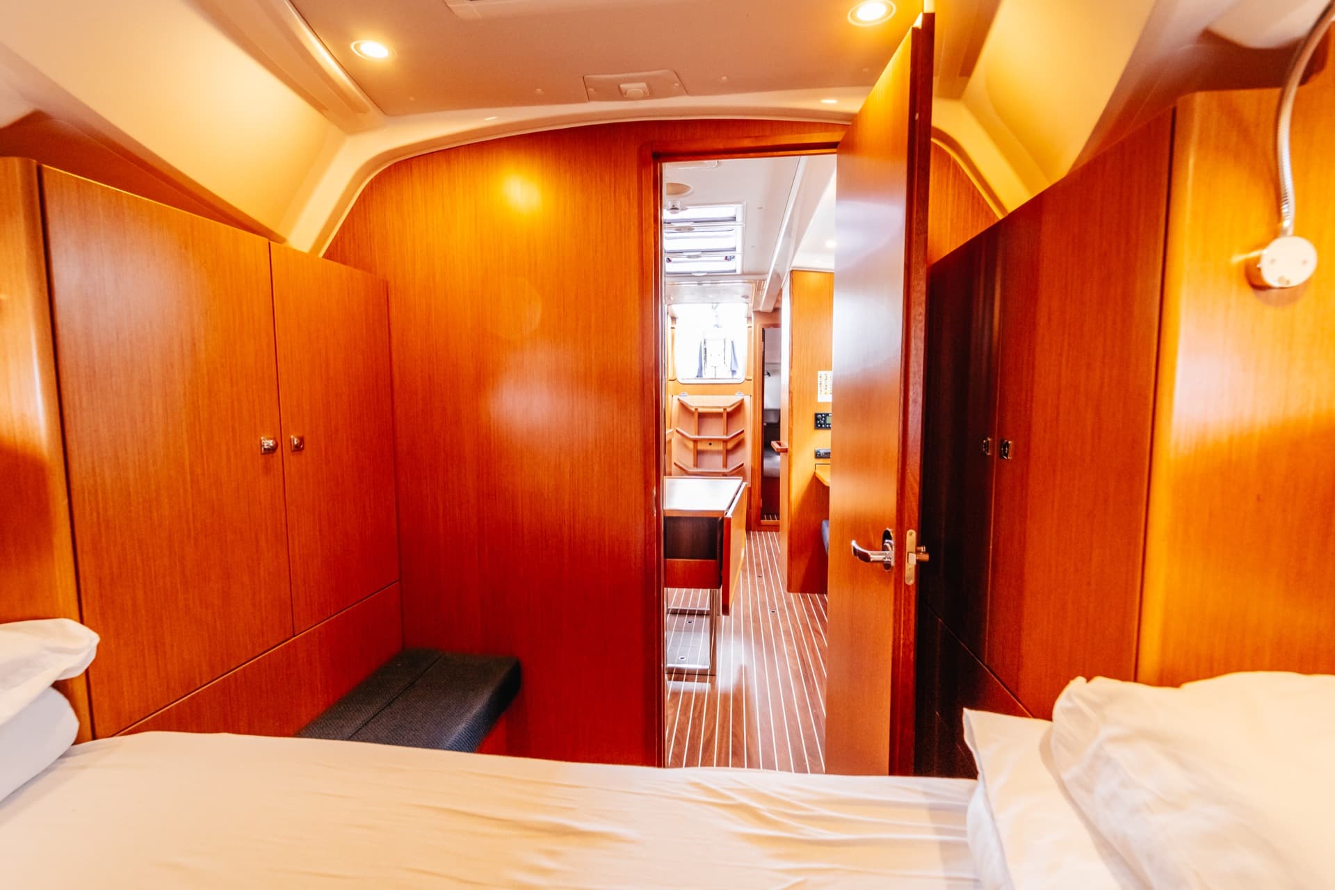 Bavaria Cruiser 37 - photo 6