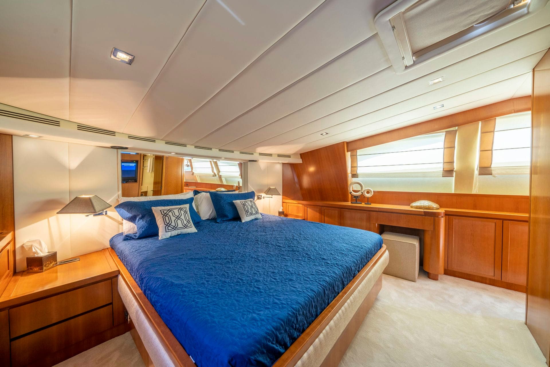 Falcon 115 - photo 10