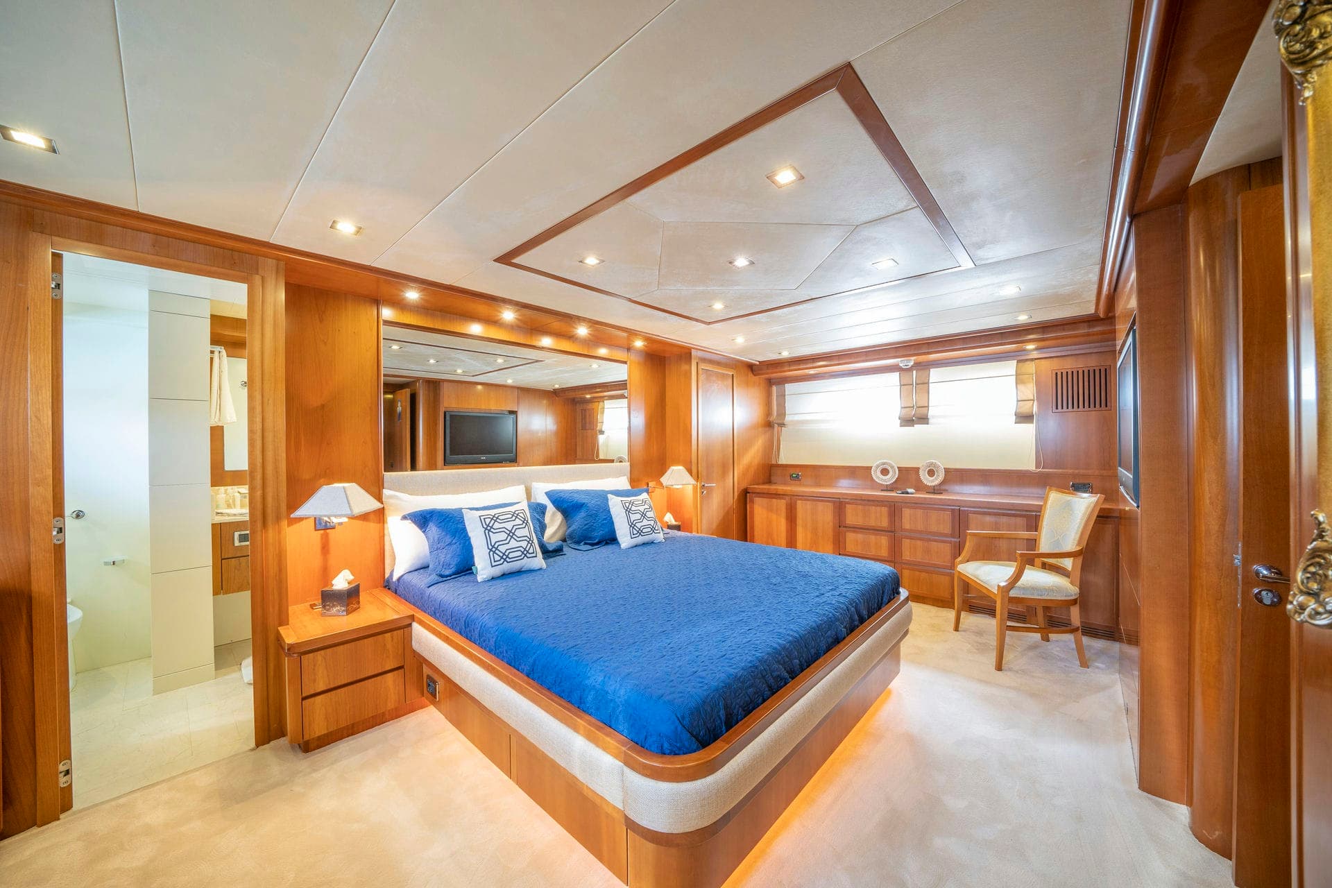 Falcon 115 - photo 12