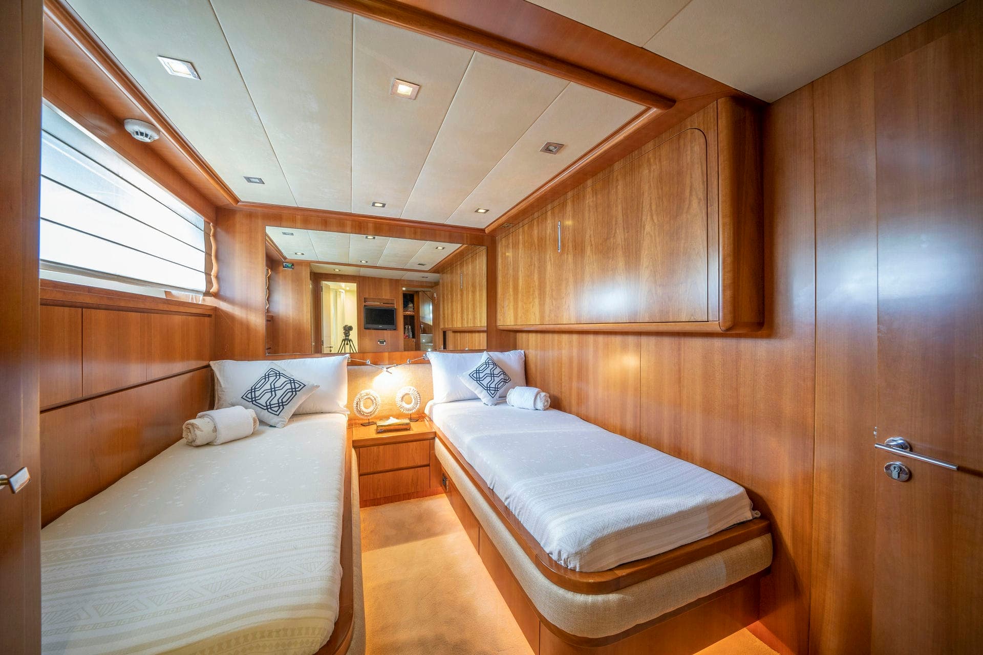 Falcon 115 - photo 9