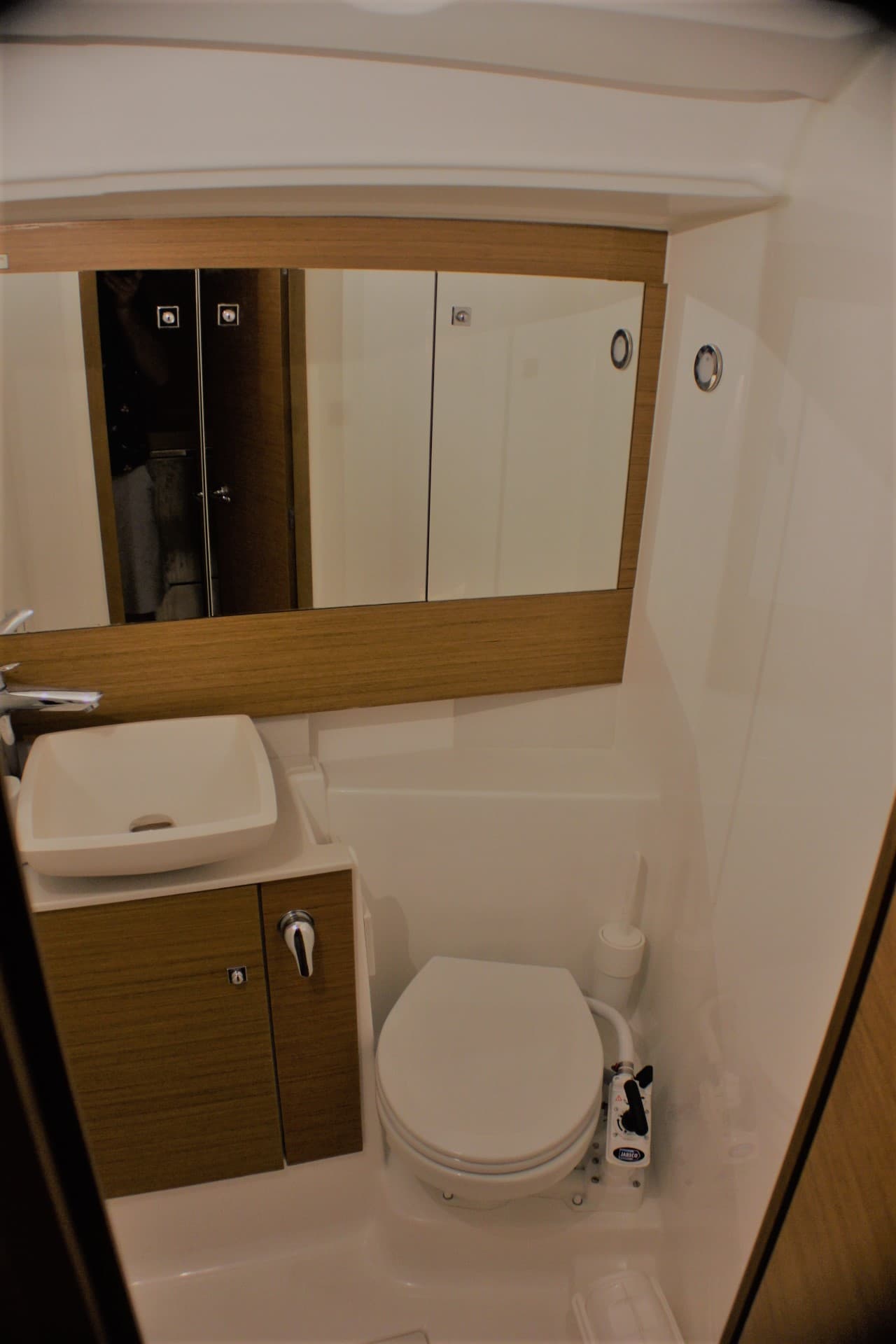 Dufour 430 - photo 12