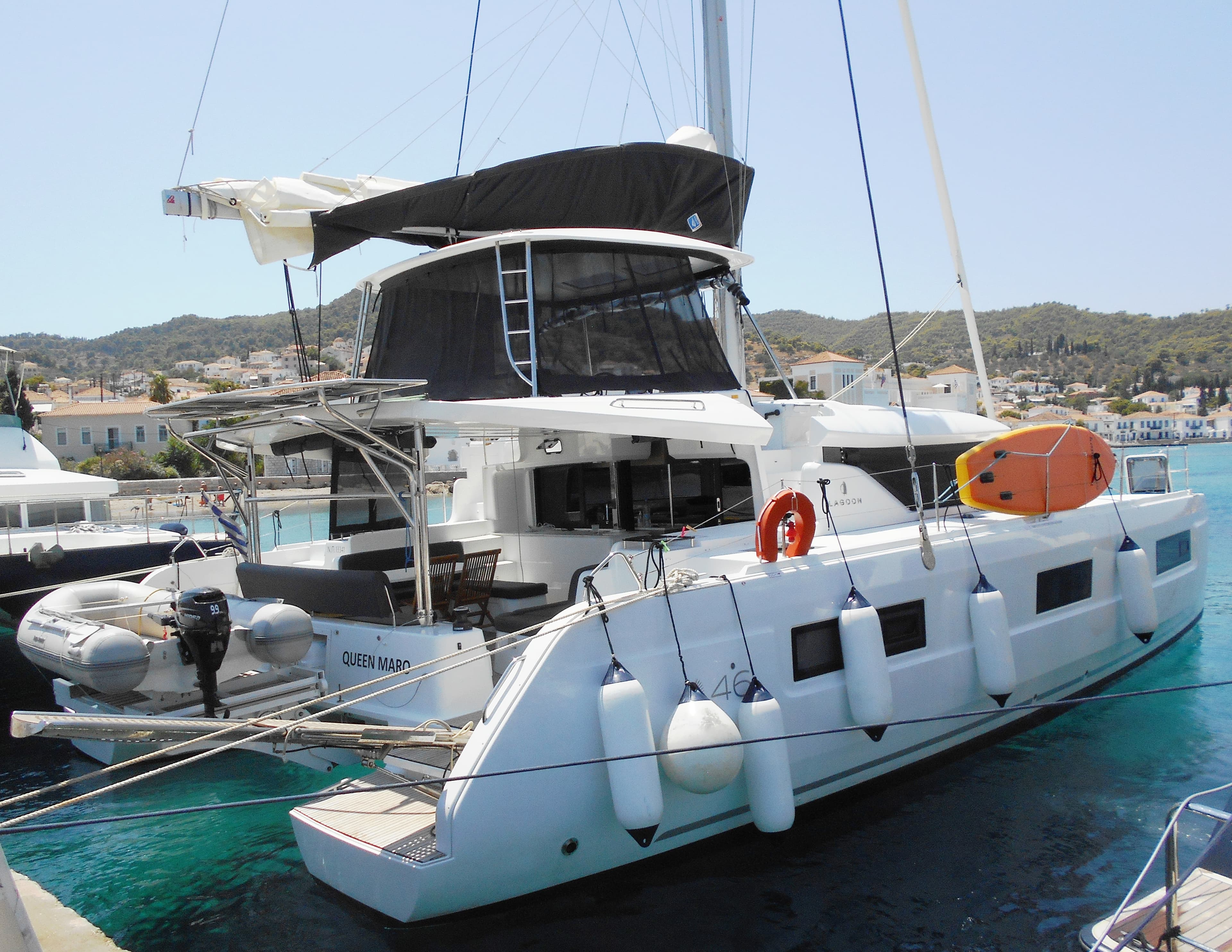 Lagoon 46  - photo 13