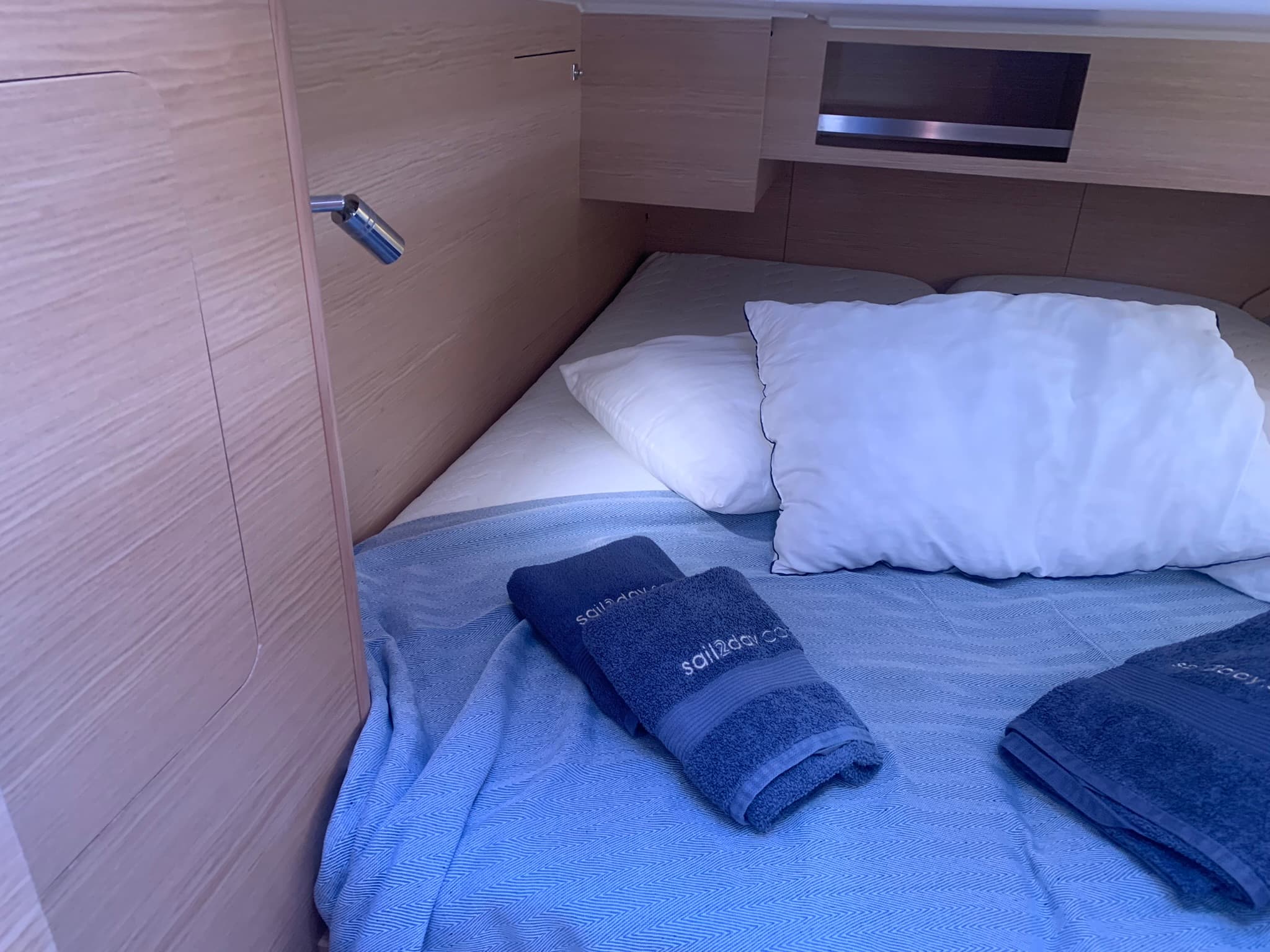 Dufour 430 - photo 19