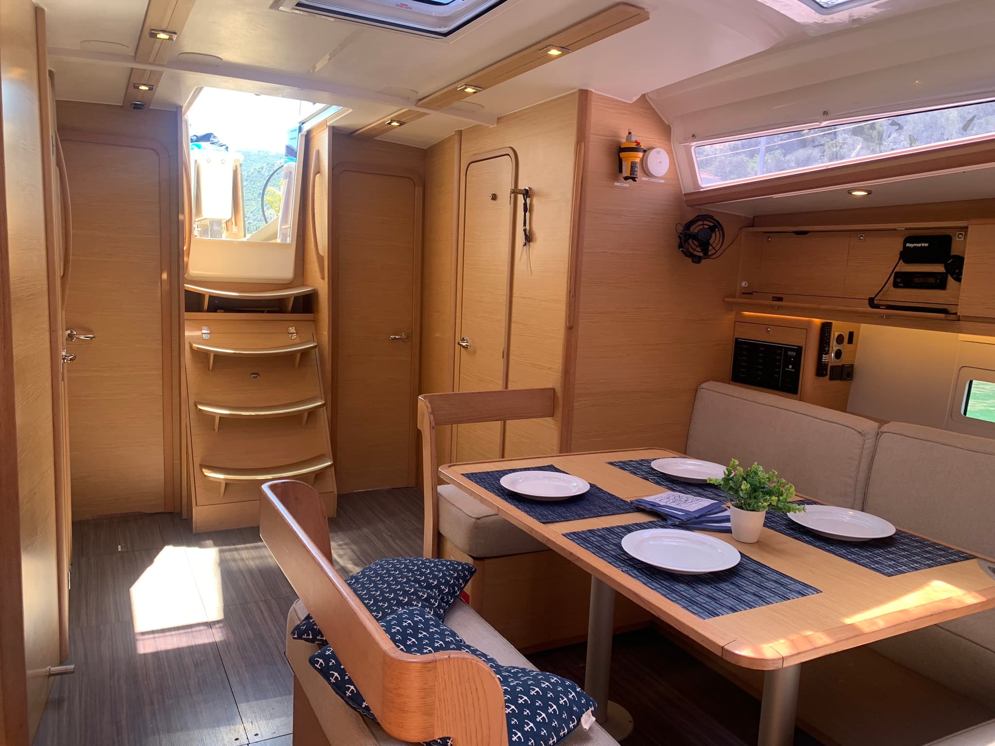 Dufour 430 - photo 7