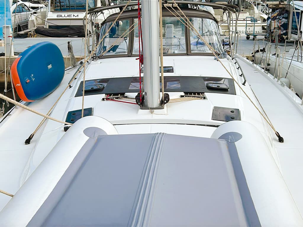 Dufour 470 - photo 30