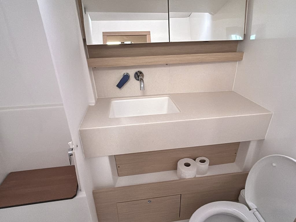 Dufour 470 - photo 8