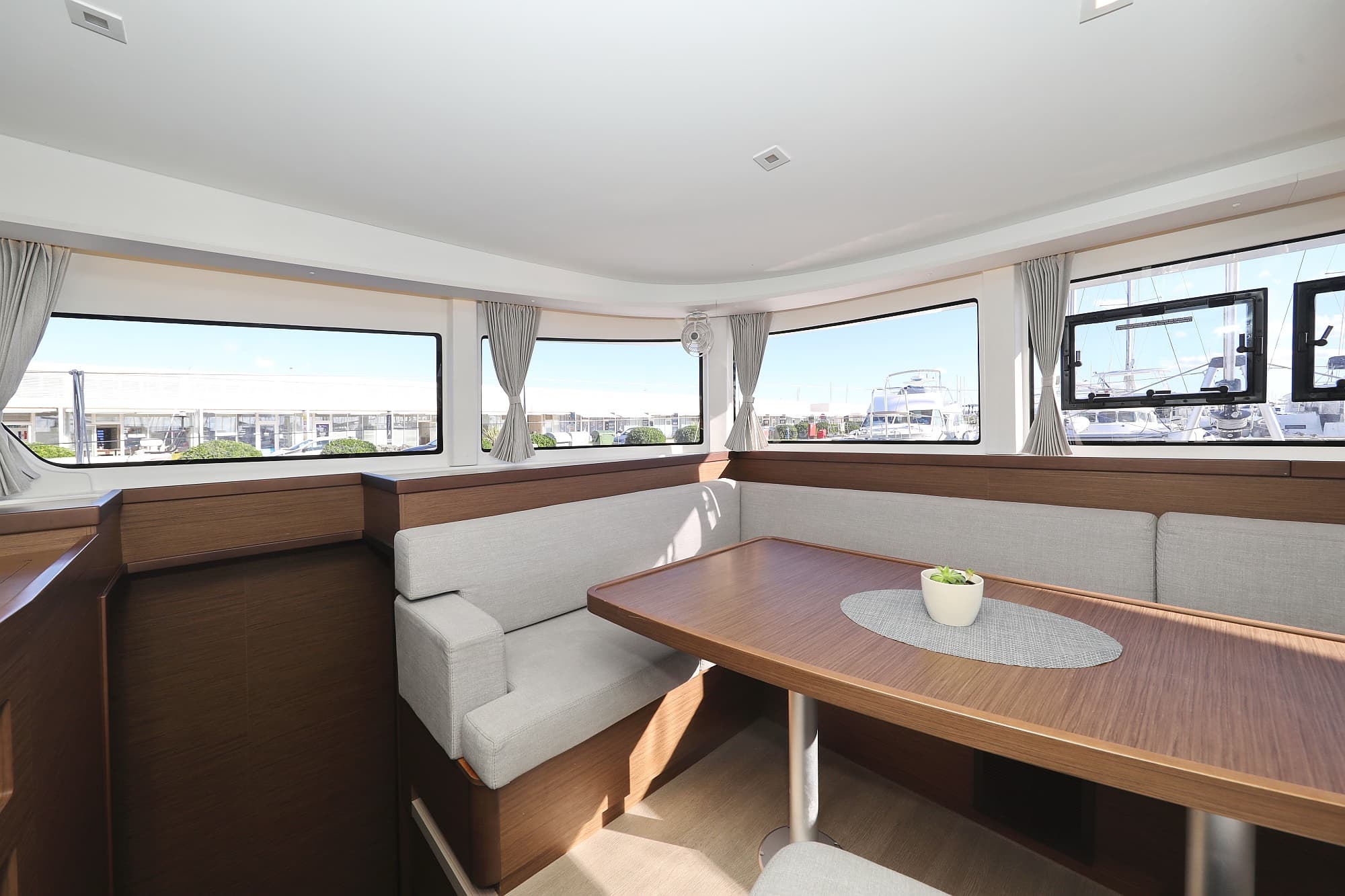 Lagoon 42 - photo 52