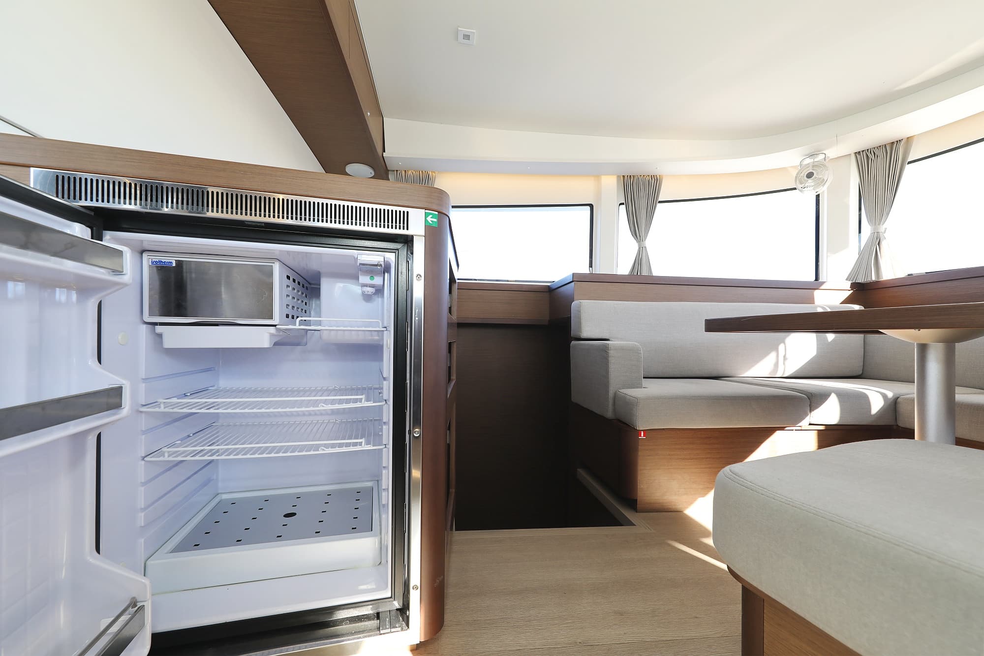 Lagoon 42 - photo 25