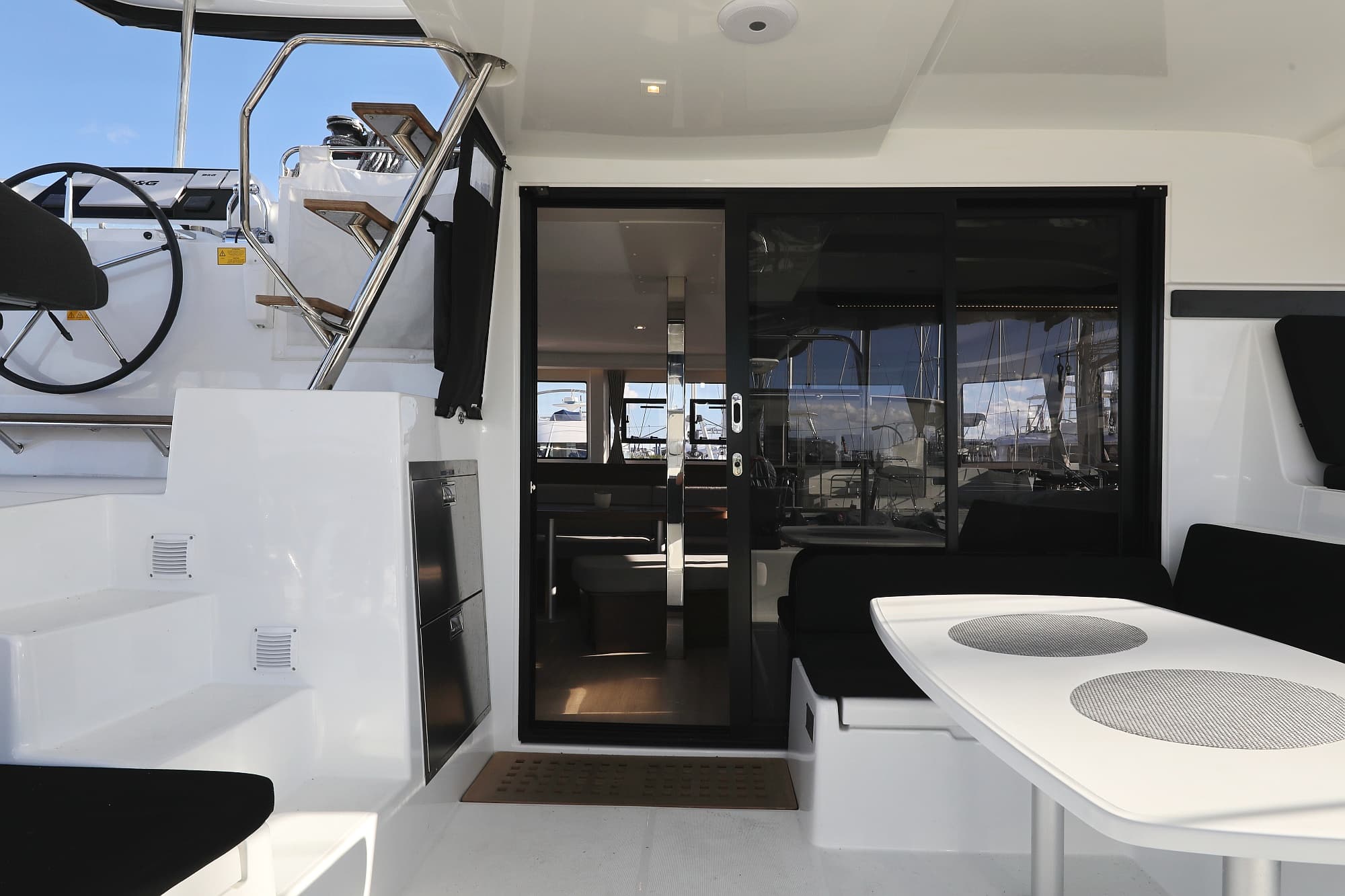 Lagoon 42 - photo 15