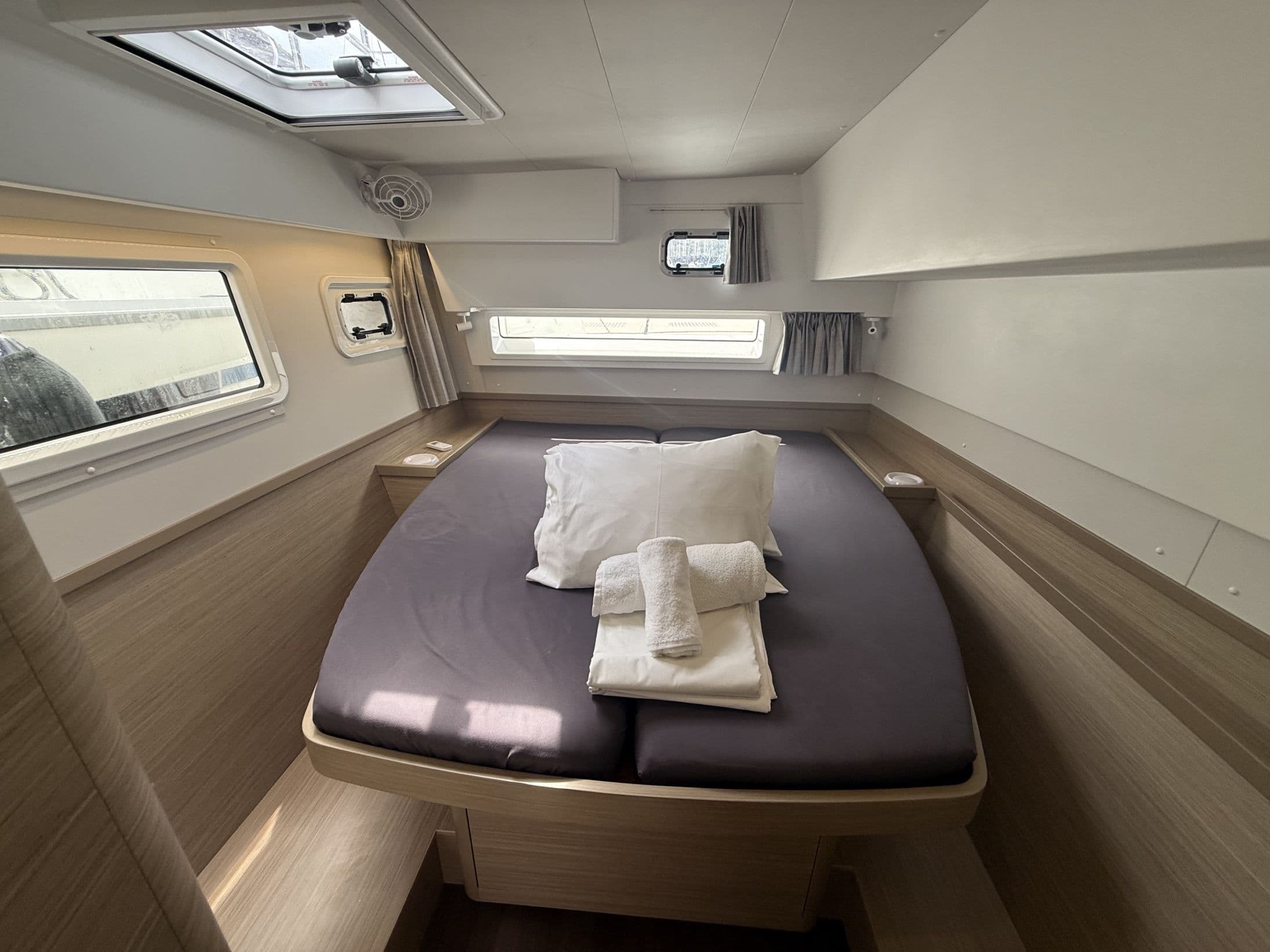 Lagoon 42 - photo 20