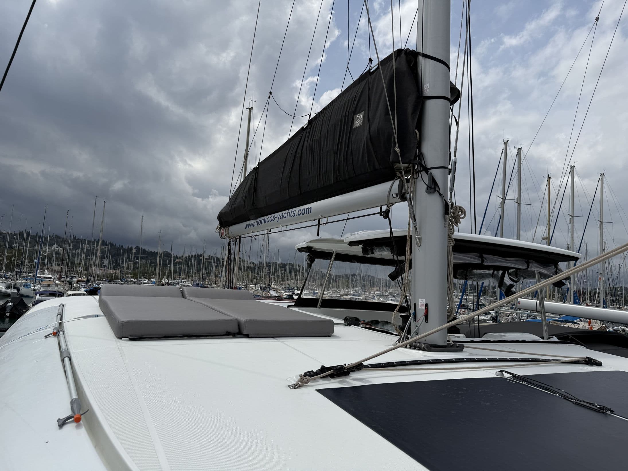 Lagoon 42 - photo 15