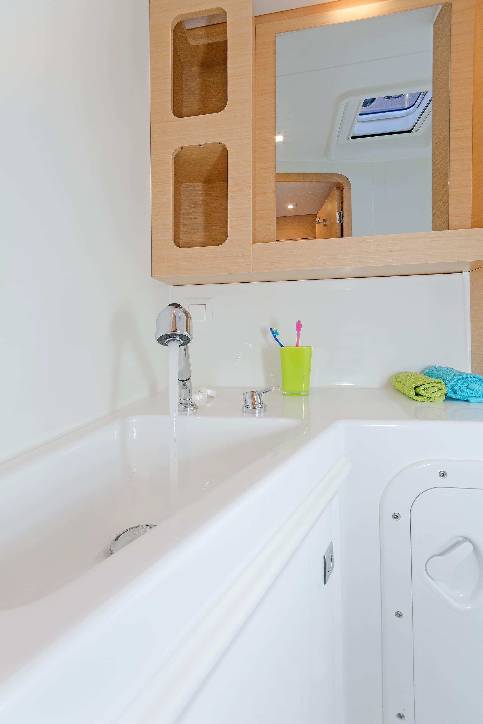 Lagoon 42 - photo 24