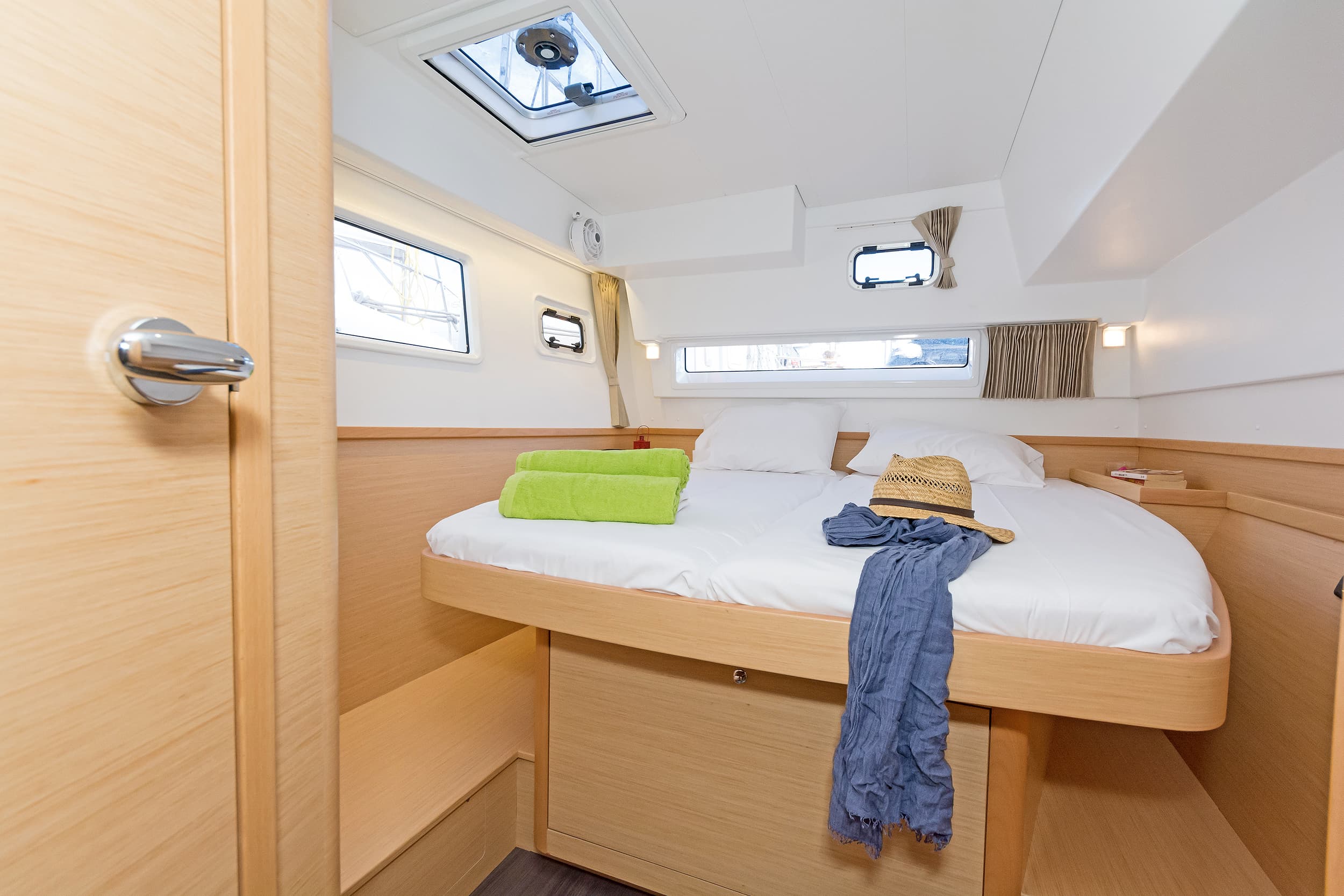 Lagoon 42 - photo 23