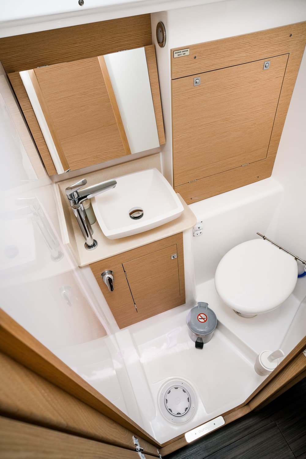 Dufour 390 - photo 32