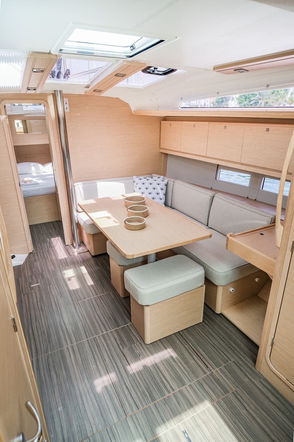 Dufour 390 - photo 22