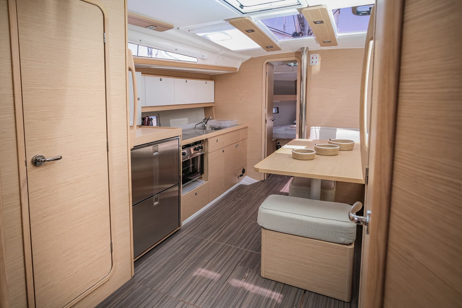 Dufour 390 - photo 23