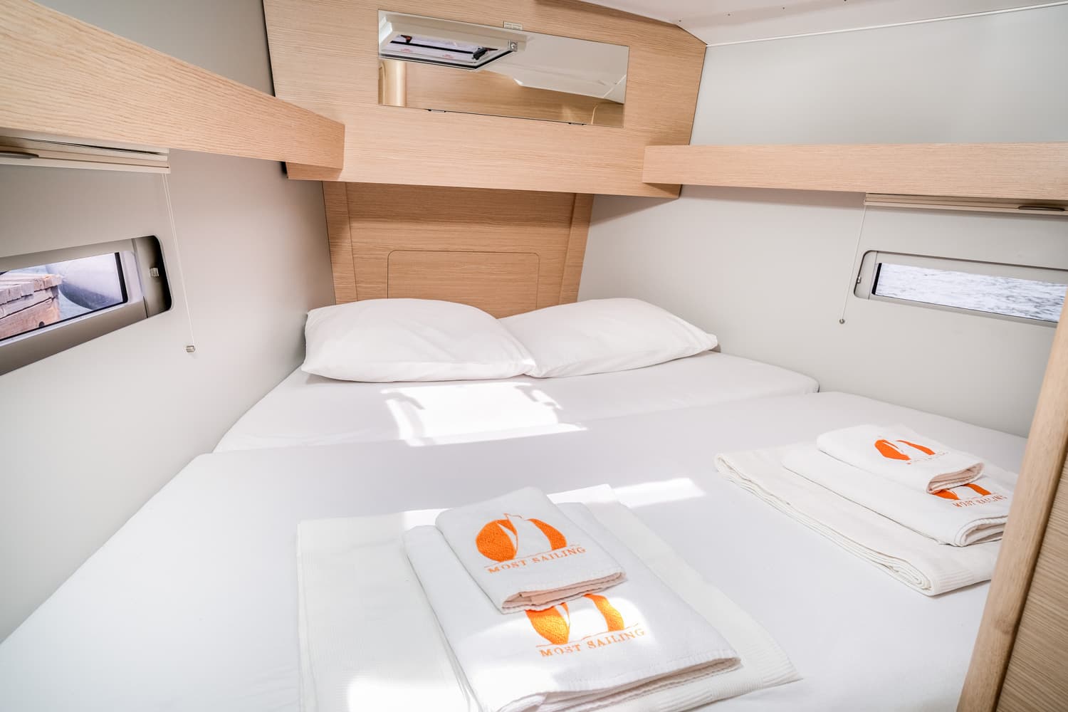 Dufour 390 - photo 25