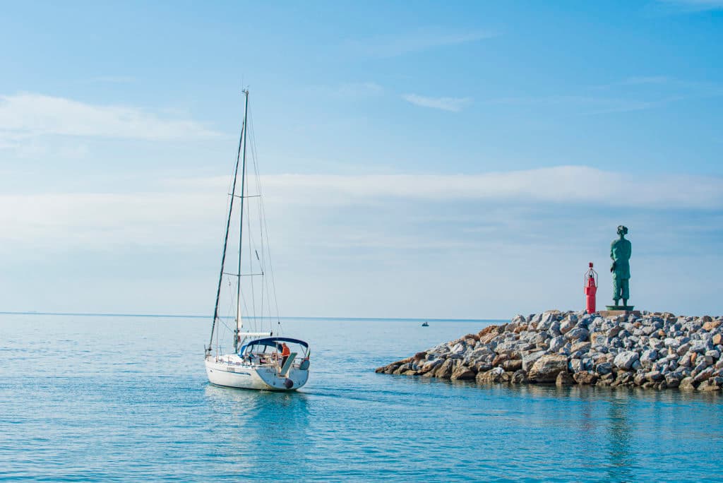 Bavaria 37 Cruiser - photo 9