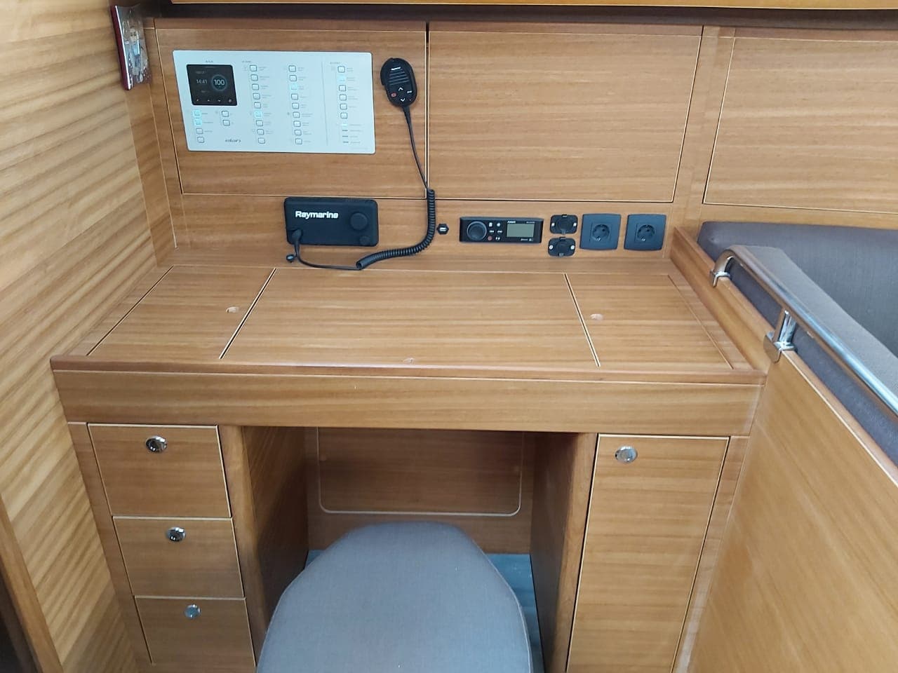 Elan Impression 45.1 - photo 23