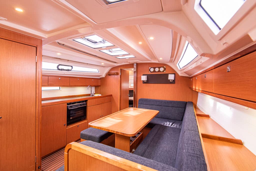 Bavaria Cruiser 41 - photo 16