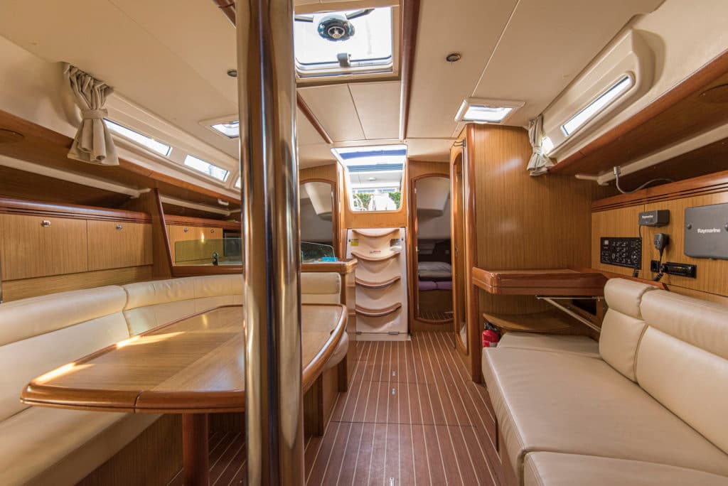 Sun Odyssey 42 i - photo 11