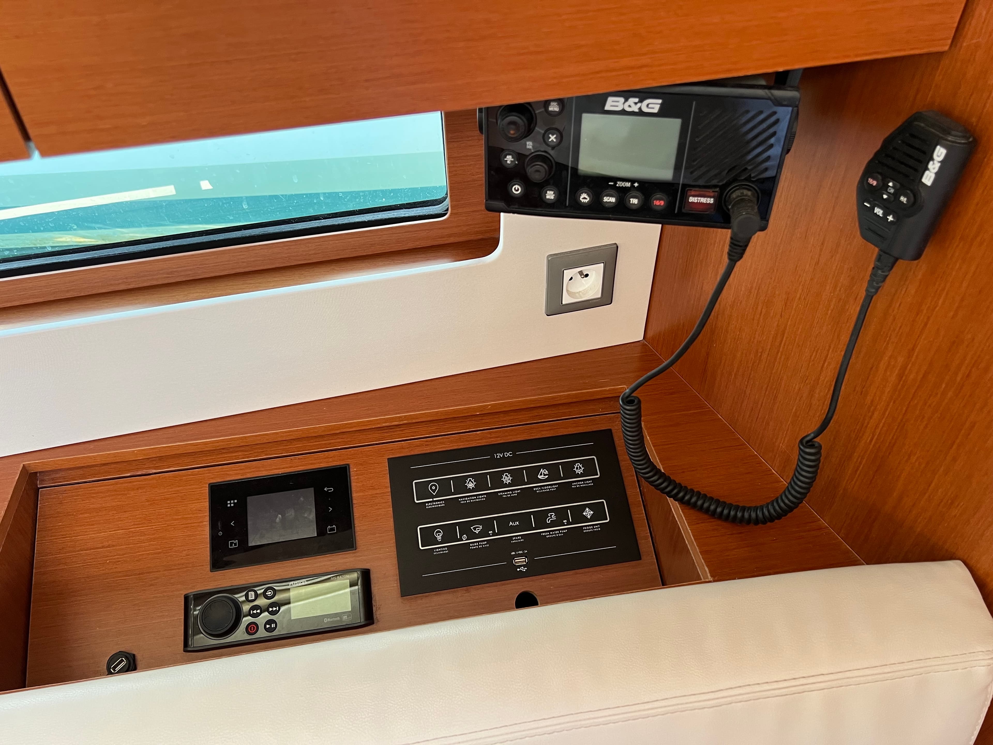 Oceanis 46.1 - photo 17