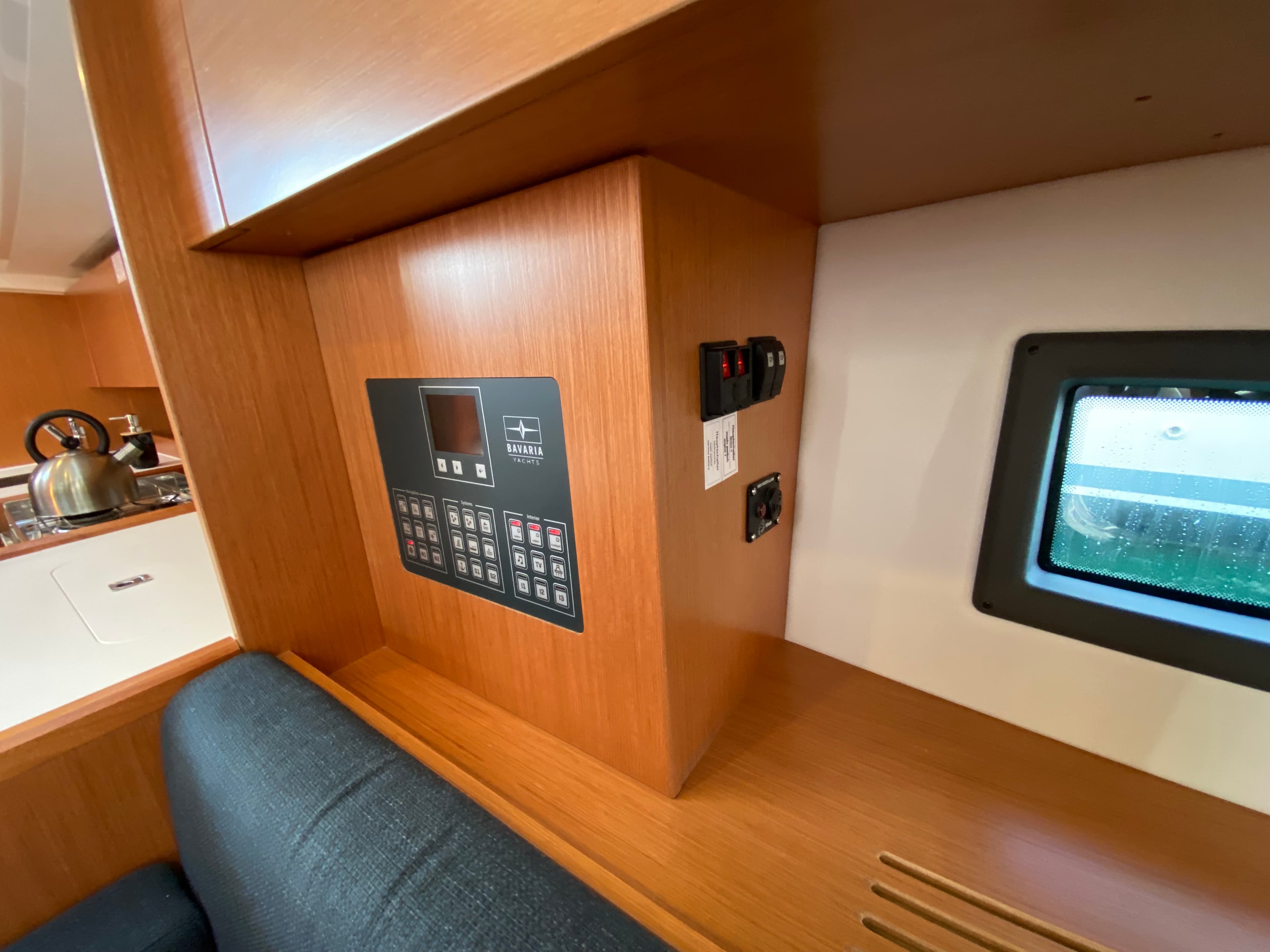 Bavaria C42 - photo 23