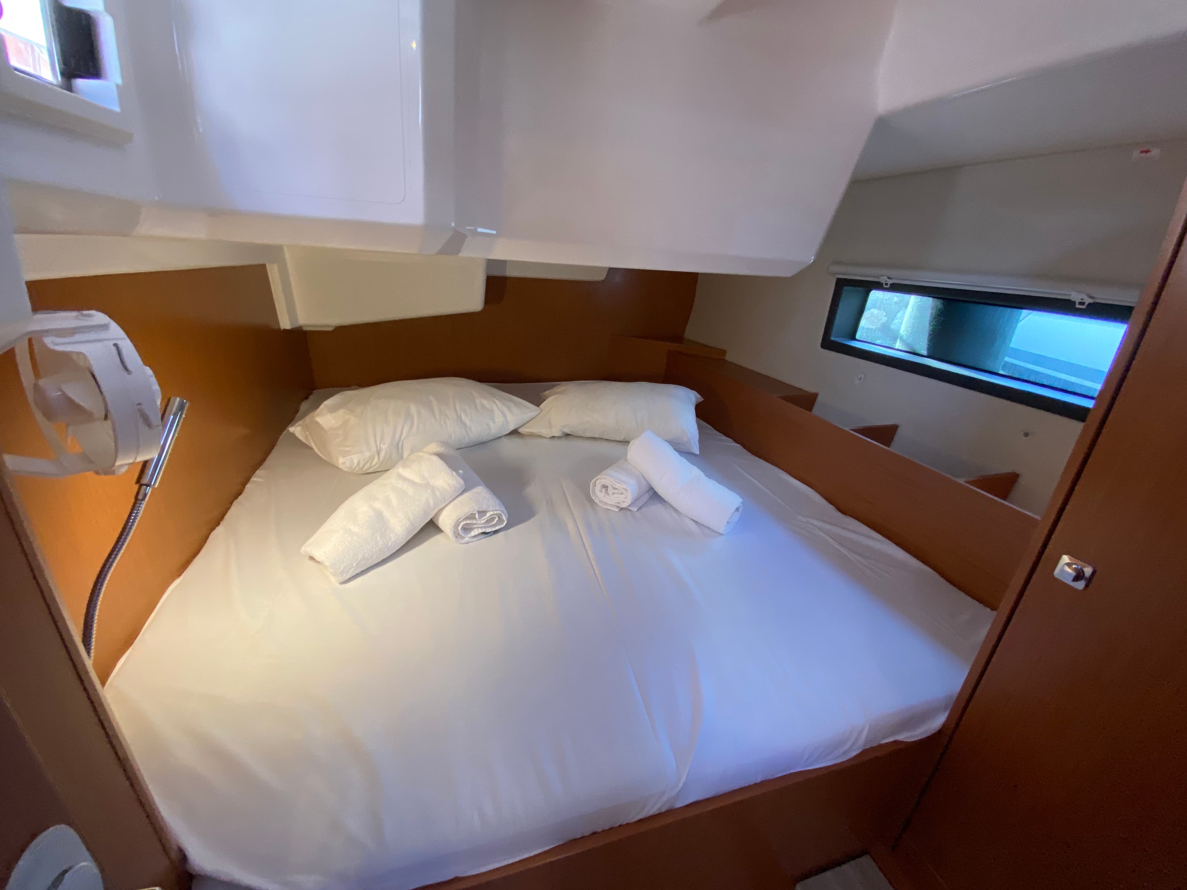 Bavaria C42 - photo 21