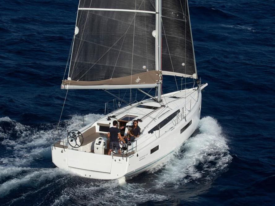 Sun Odyssey 410 - photo
