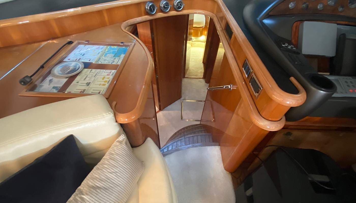 Sunseeker 64 - photo 12