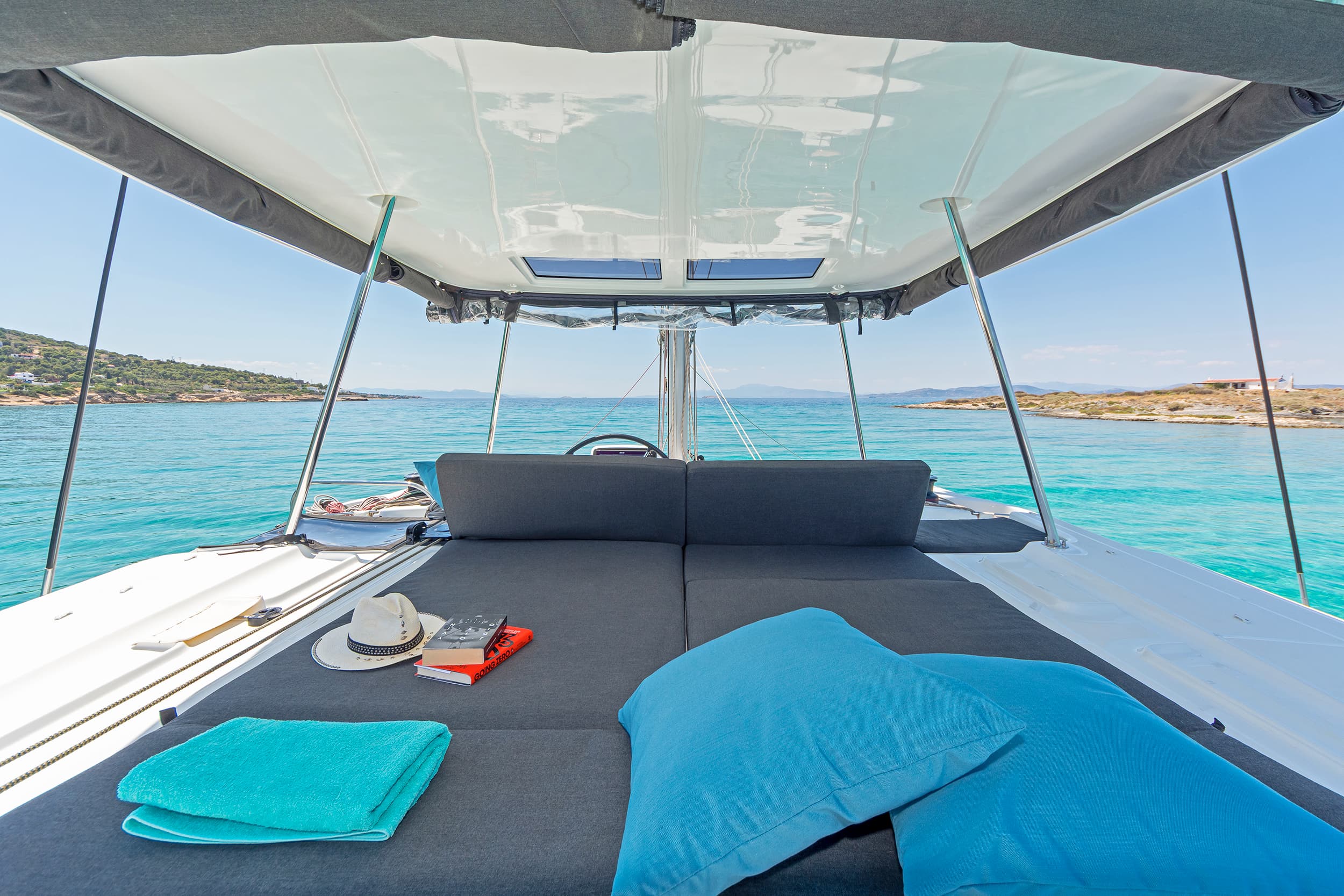 Lagoon 46  - photo 6