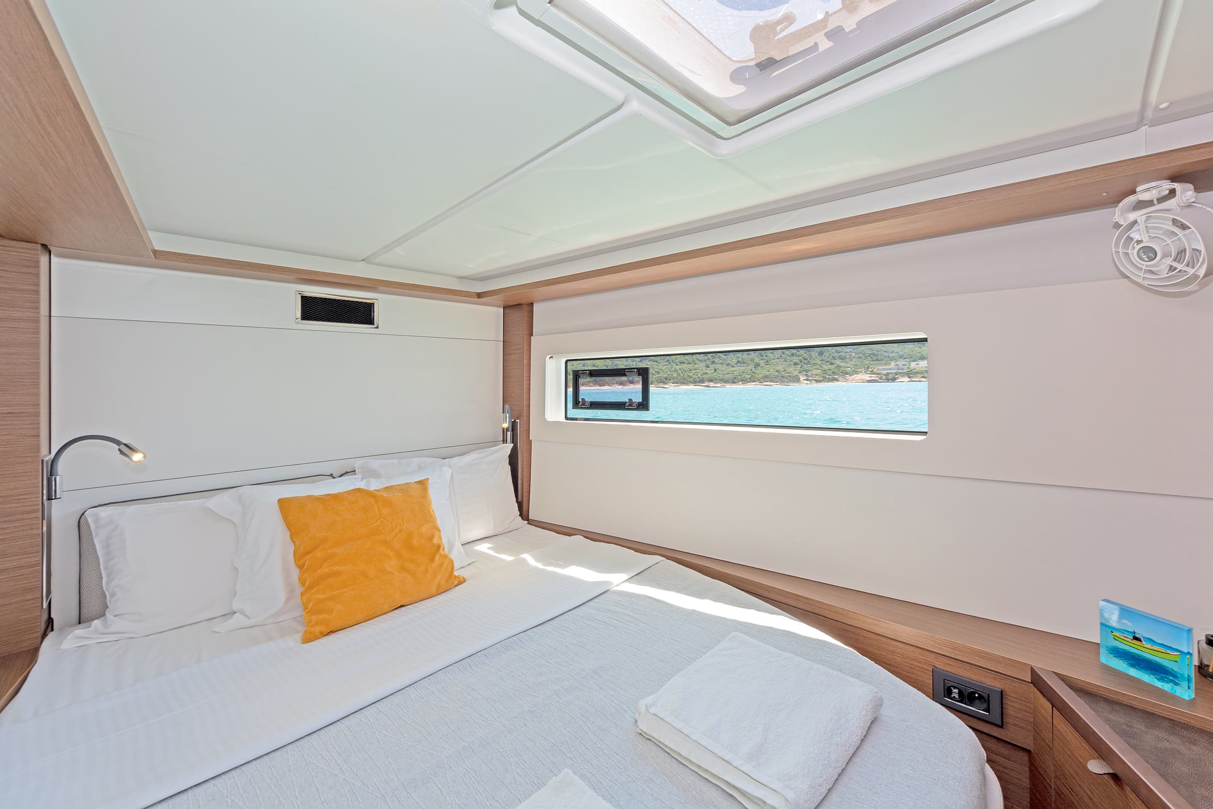 Lagoon 46  - photo 12