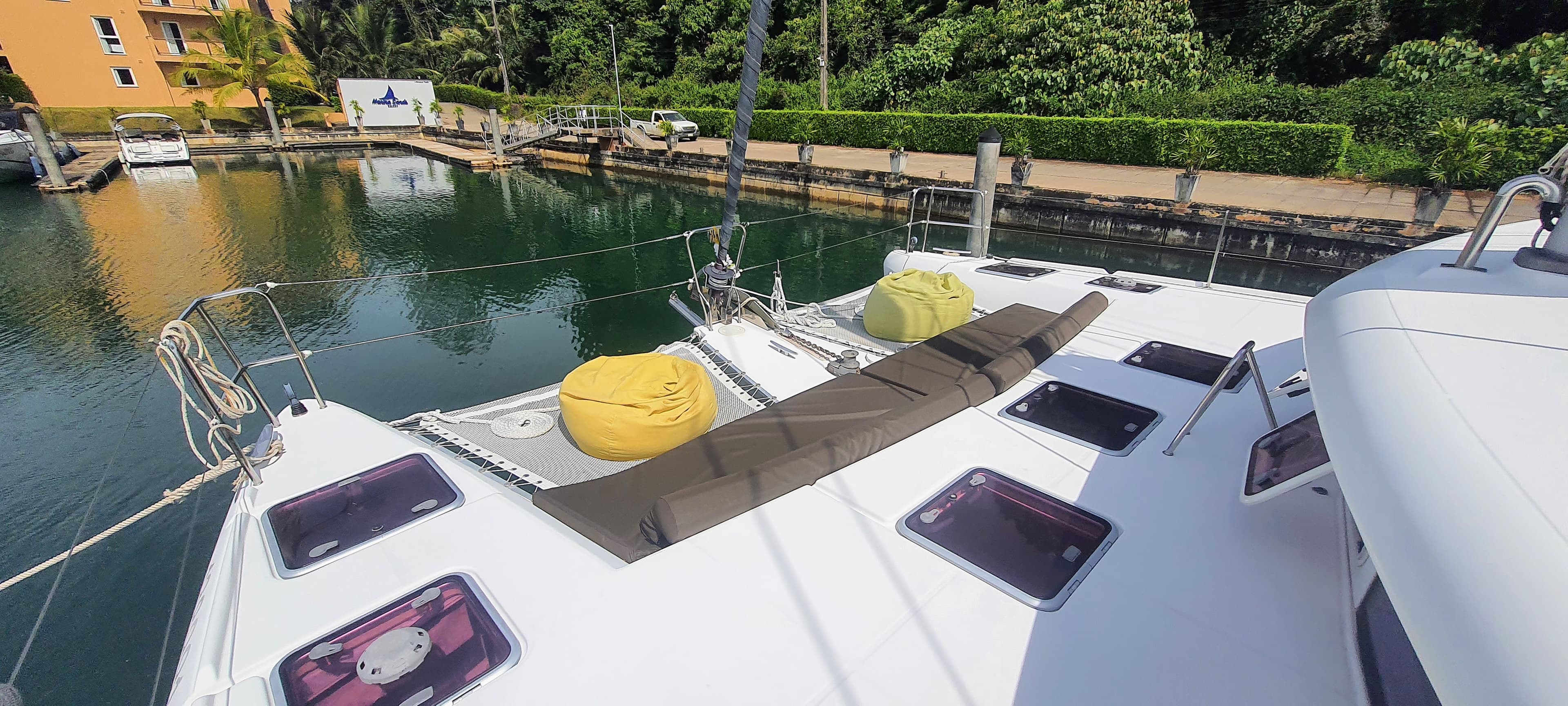 Lagoon 420 - photo 12