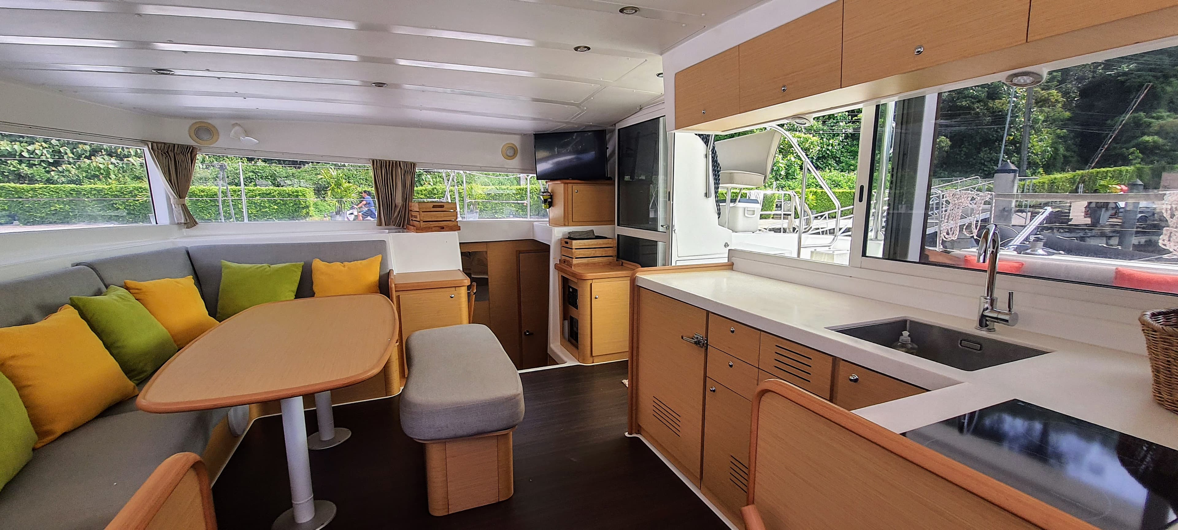 Lagoon 420 - photo 18