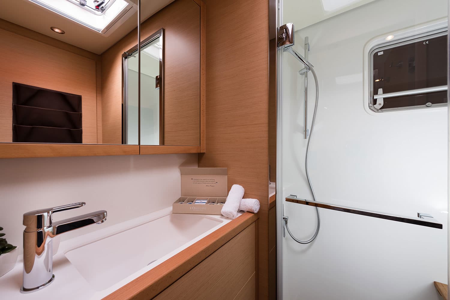 Lagoon 620 - photo 39