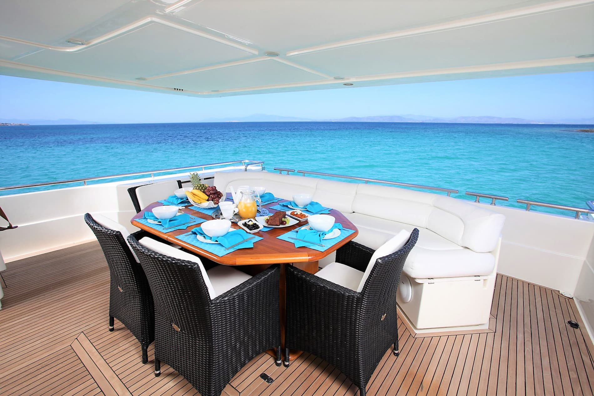 Ferretti 80 - photo 40