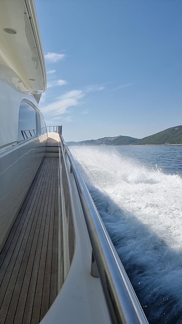 Ferretti 80 - photo 39