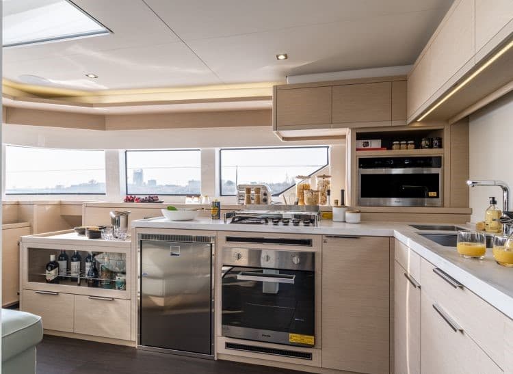 Lagoon 55 - photo 30