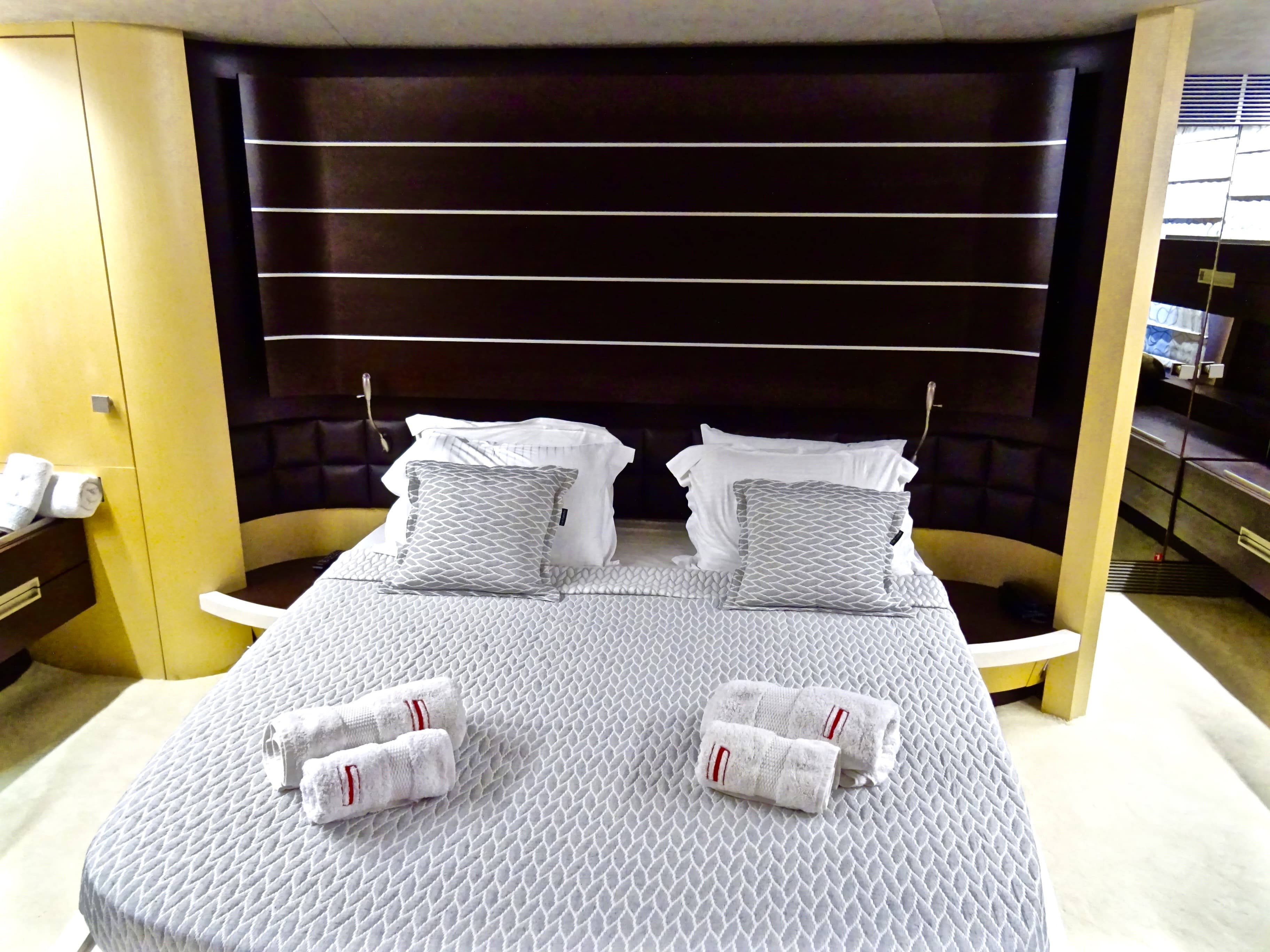 Azimut 86 - photo 47