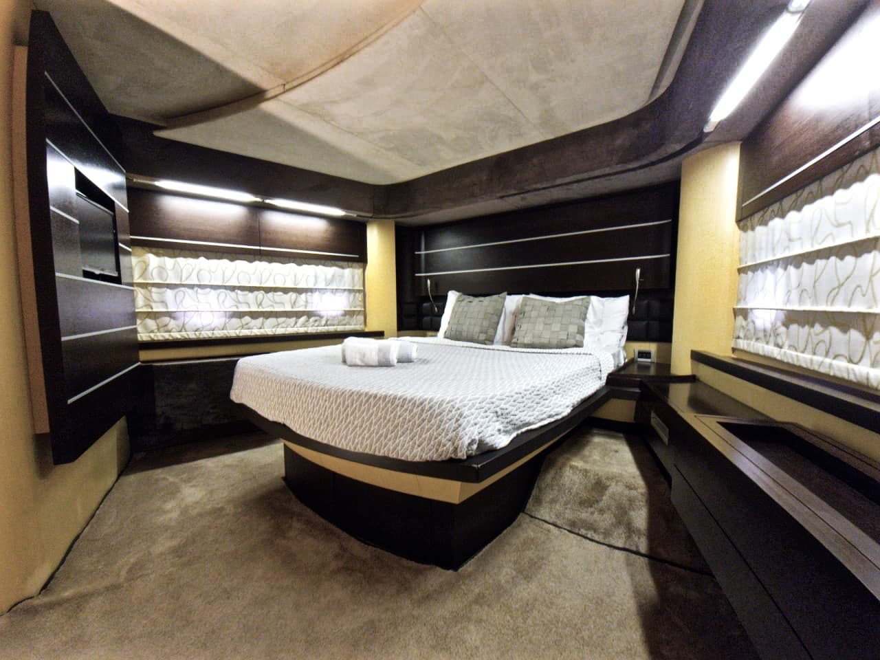 Azimut 86 - photo 49