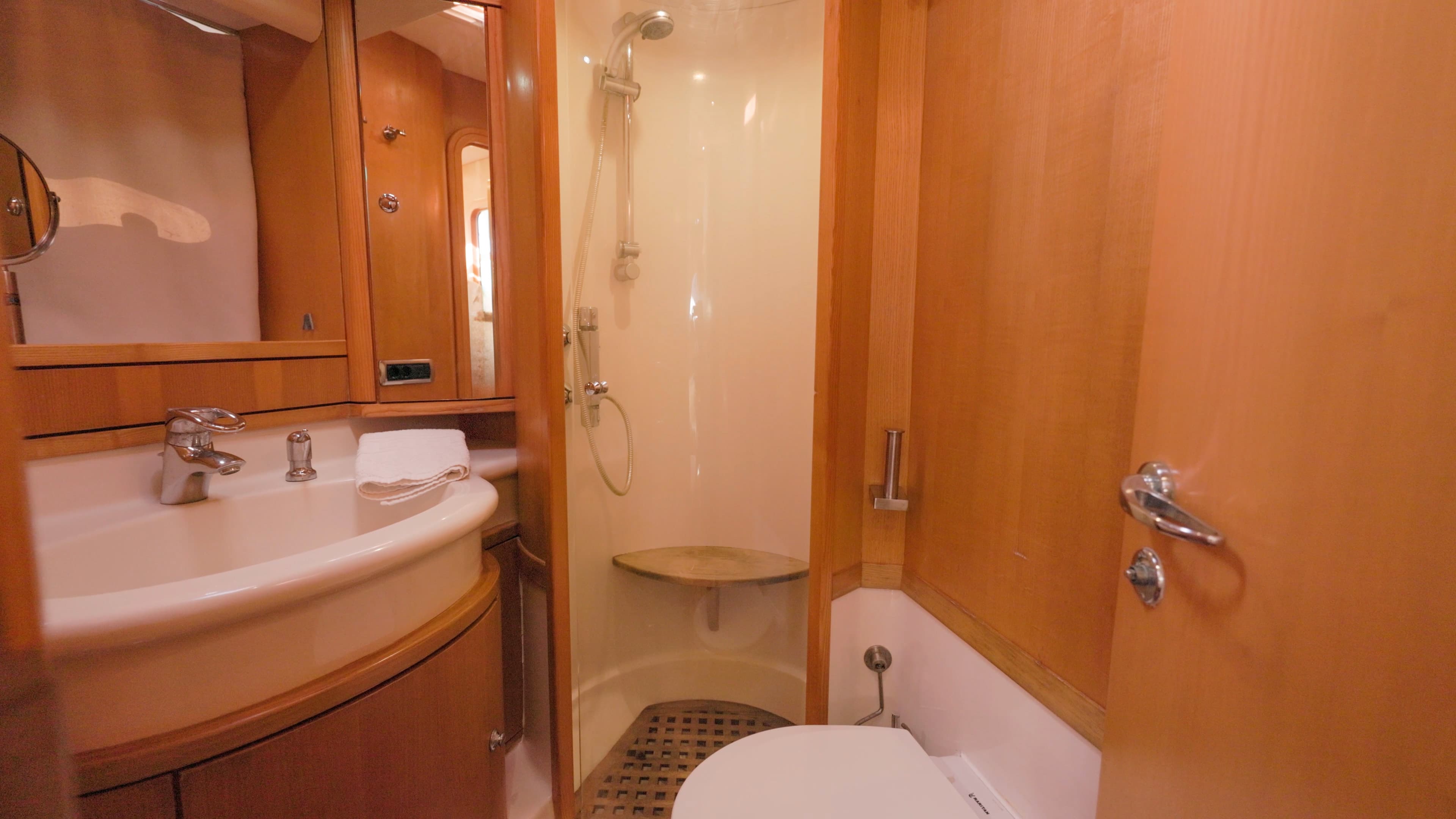 Sail boat - photo 29