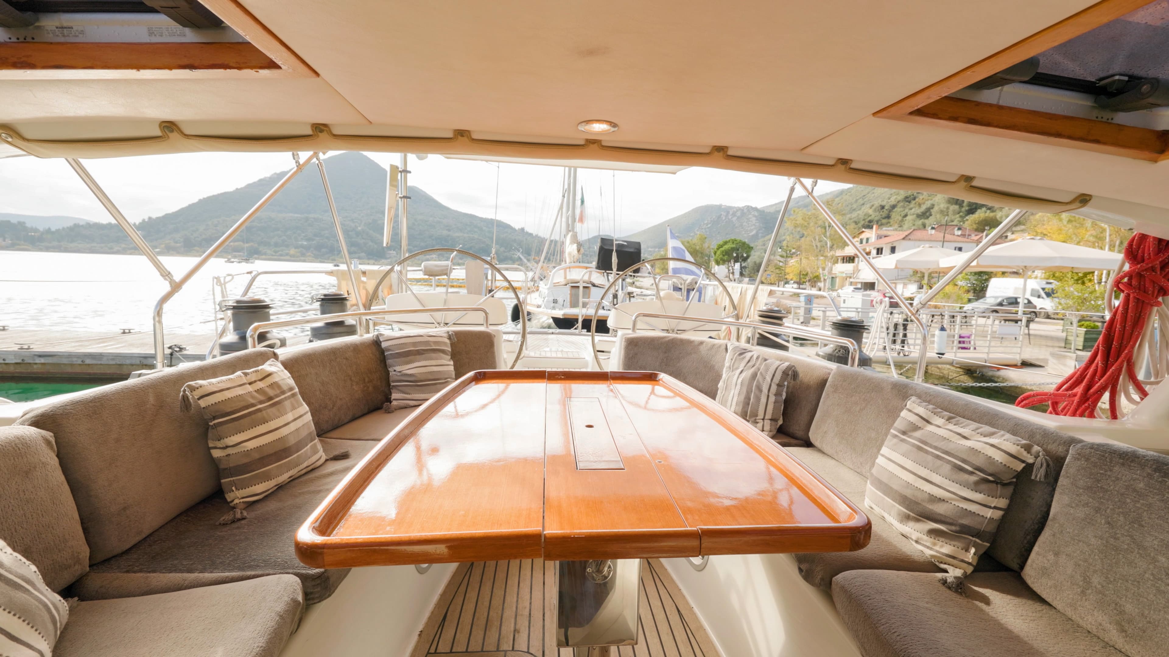 Sail boat - photo 30