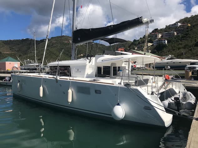 Lagoon 450 - photo
