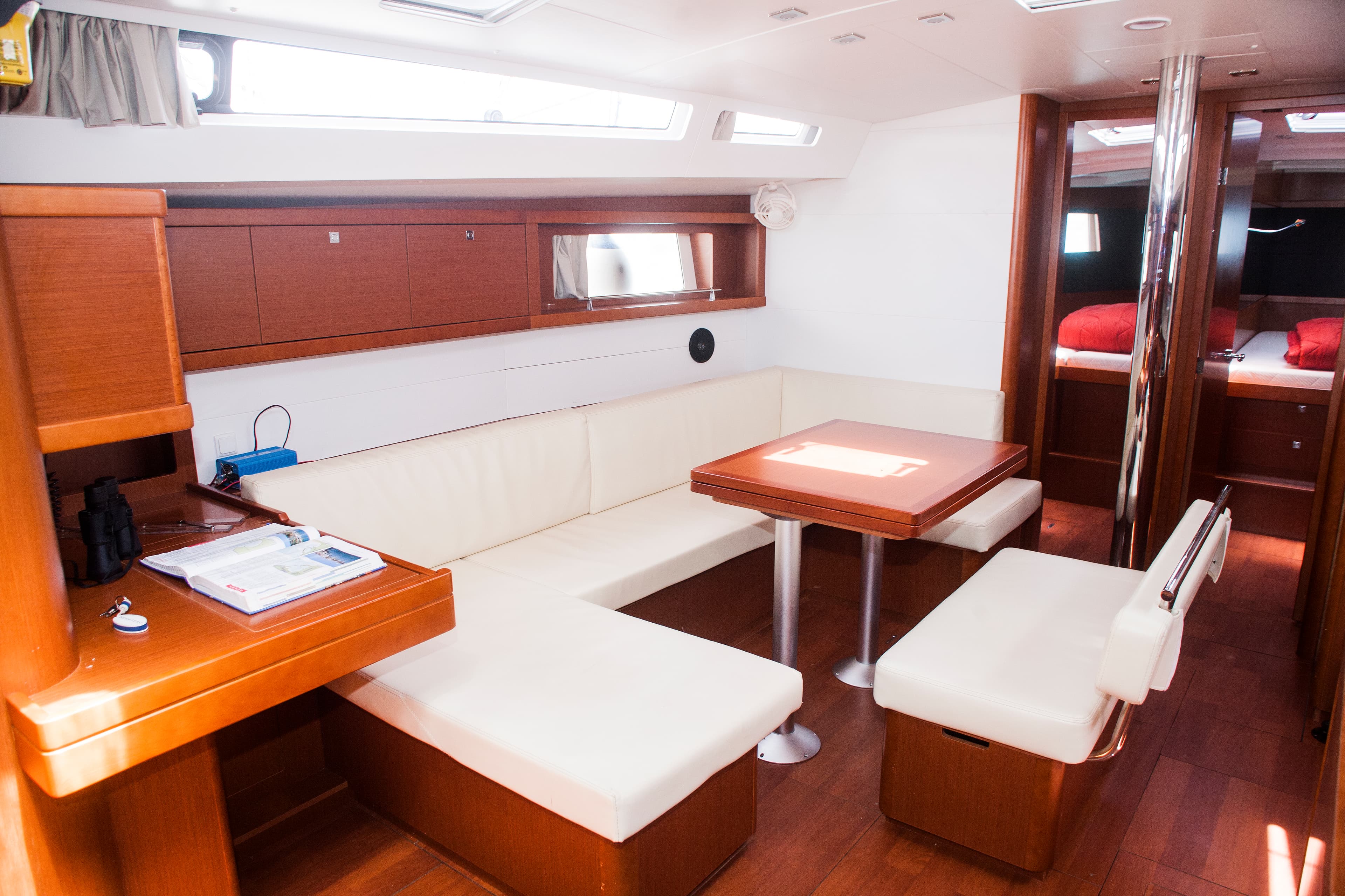 Oceanis 48 - photo 12