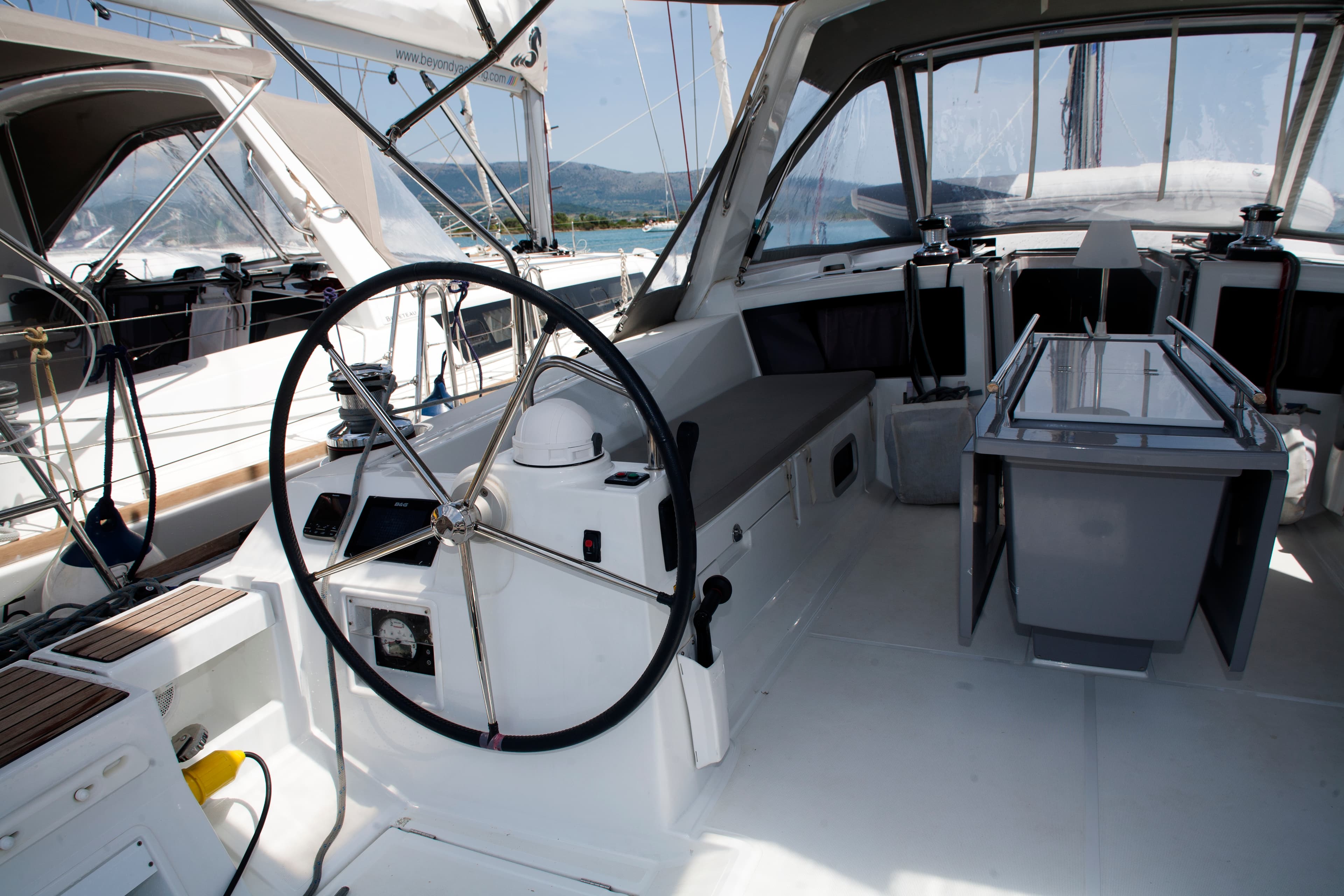 Oceanis 48 - photo 8
