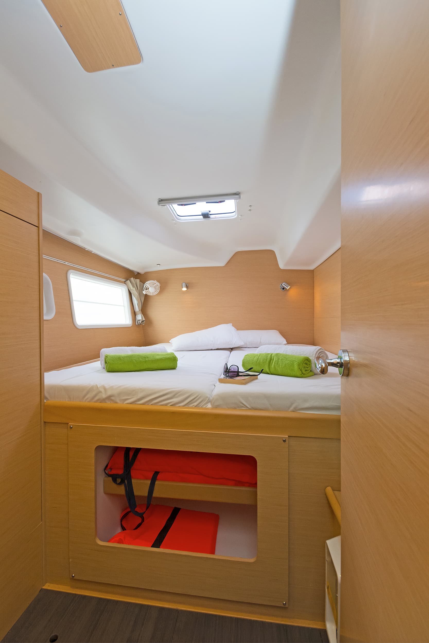 Lagoon 380 S2 - photo 21